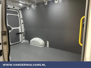 Volkswagen Crafter Volkswagen Crafter 2.0 TDI 141pk L3H3 L2H2 Euro6 Airco | Camera | Apple Carplay | Cruisecontrol Android Auto - afbeelding nr 14