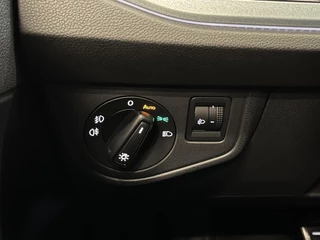 Volkswagen Polo Volkswagen Polo 1.0 TSI AUT 85KW Goal Navigatie Apple Carplay/ Android Auto Adaptive Cruise Control Parkeersensoren Stoelverwarming Virtual Cockpit Climate Control - afbeelding nr 29