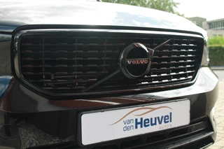Volvo XC40 Volvo XC40 T4 Recharge R-Design | Stoelverwarming | Parkeercamera | BLIS | Pilot Assist | Electr. Stoelen | Glossy Black | Keyless - afbeelding nr 7