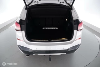 BMW X1 BMW X1 sDrive18i M Sport High Executive trekhaak|schuifdak|leer|led|HUD|lmv19 - afbeelding nr 15