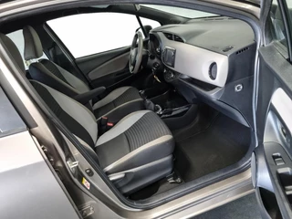 Toyota Yaris Toyota Yaris 1.3 VVT-i Dynamic Bi-Tone - afbeelding nr 8