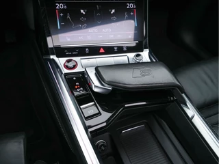 Audi e-tron (INCL-BTW) *PANO | FULL-LEATHER | ADAPT.CRUISE | BANG/OLUFSEN-AUDIO | MATRIX-LED | AIR-SUSPENSION | DIGI-COCKPIT | MEMORY-PACK | CAMERA | NAVI | KEYLESS | SHIFT-PADDLES | RS-SPORT-SEATS | ... - afbeelding nr 12