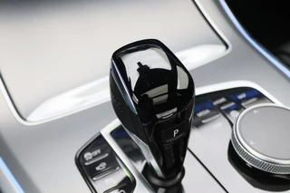 BMW X5 BMW X5 xDrive45e High Executive M-Sport Panoramadak, 360° Camera, Head-Up, H&K, ACC, Luchtvering, Trekhaak, 21
