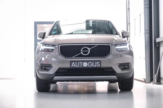 Volvo XC40 Volvo XC40 1.5 T2 Momentum | Schuifdak | Trekhaak | Camera | LED | stoel & stuurwielwarming | - afbeelding nr 44