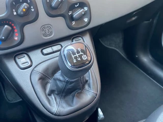 Fiat Panda Fiat Panda 0.9 TWINAIR LOUNGE 80 PK AIRCO PDC BLUETOOTH - afbeelding nr 13