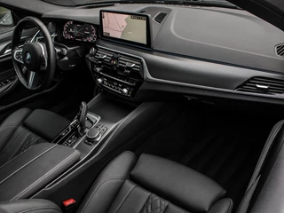 BMW 5 Serie BMW 5 Serie Touring 530e 292PK High Executive M-Sport | LASER LED | HEAD-UP | PANORAMADAK | SHADOW LINE | ADAPTIVE CRUISE | - afbeelding nr 8