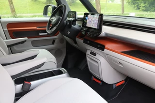 Volkswagen ID. Buzz IQ.Light/Elek. schuifdeuren+klep/Camera/Keyless/Acc/20