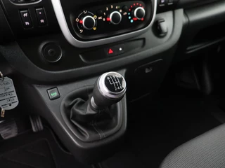 Fiat Talento Fiat Talento 2.0MultiJet 145PK Lang Imperiaal | Trekhaak | Navigatie | Betimmering | 3-Persoons | Airco | Cruise - afbeelding nr 16