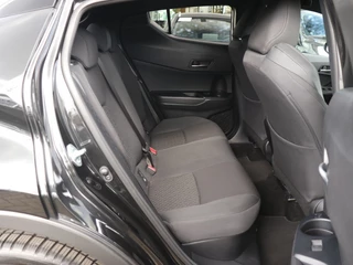 Toyota C-HR Toyota C-HR 2.0 Hybrid Dynamic I Camera I Dodehoekdetectie - afbeelding nr 8