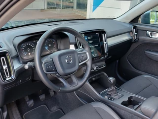 Volvo XC40 Volvo XC40 1.5 T3 157pk Momentum Business Pack Connect | Origineel NL | Navi | Clima | Adap. Cruise | Panorama Schuifdak | Led Koplampen | Pdc V+A+Camera | Rijstrook+Licht+Regensenor | 18''lm - afbeelding nr 8