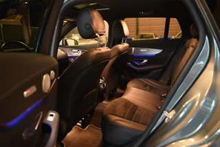 Mercedes-Benz EQC Mercedes-Benz EQC 400 4MATIC Premium Plus 80 kWh AMG - Memory - Distronic - Schuifdak - Keyless Entry - HUD - Ambiance Verlichting - afbeelding nr 4
