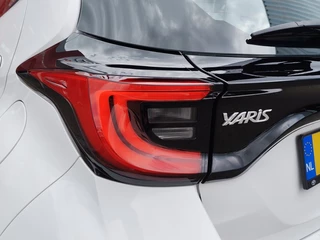 Toyota Yaris Toyota Yaris 1.5 Hybrid Dynamic | All Weather | Keyless Entry | Android Auto - afbeelding nr 31