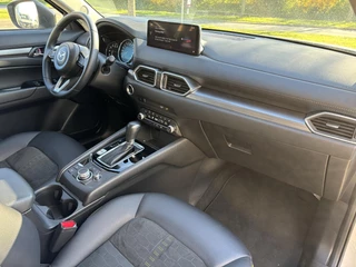 Mazda CX-5 Mazda CX-5 2.0 e-SkyActiv-G M Hybrid 165 Newground 1e Eig., Dealer ond., Leer/ Alcantara, Trekhaak, Elektr. a.klep, Keyless Entry, Stoel & Stuurverw.,Navigatie, Carplay/ Android Auto, A.rij-camera. - afbeelding nr 6