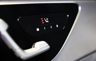 Mercedes-Benz GLC Mercedes-Benz GLC-klasse 300e 4MATIC AMG 63 Look / Memory / Burmester / Head Up / Open Pano / 360 Camera / Acc / Trekhaak / 21 Inc - afbeelding nr 19