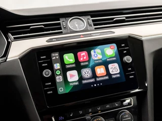 Volkswagen Passat Volkswagen Passat Variant 1.4 TSI ACT Highline 150Pk Automaat (APPLE CARPLAY, GROOT NAVI, CLIMATE, STOELVERWARMING, SPORTSTOELEN, KEYLESS, ADAPTIVE CRUISE, TREKHAAK, PARKEERSENSOREN, NIEUWSTAAT) - afbeelding nr 8