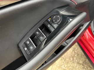 Mazda 3 Mazda 3 2.0 SA-G LUXURY - afbeelding nr 8