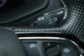 Škoda Karoq Skoda Karoq 1.5 TSI / 150 PK / DSG / Sportline / Black Edition / Panorama / Virtual Cockpit / Camera / Cruise Control / Trekhaak / 18