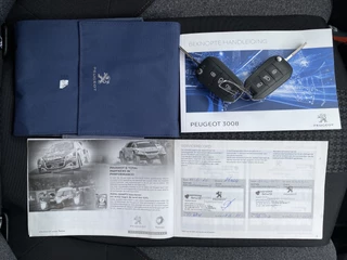 Peugeot 3008 Peugeot 3008 1.2 PureTech 131 PK Blue Lease Executive, 6-BAK, AIRCO(CLIMA), CRUISE CONTROL, ACHTERUITRIJCAMERA, PARKEERSENSOREN V+A, GROOT NAVIGATIE, BLUETOOTH-RADIO-USB-AUX, 4X ELEK-RAMEN, ISOFIX, AIRBAGS, CENT-VERGRENDELING, LM-VELGEN, LED VERLICHTING, APK 23-05-27 - afbeelding nr 21