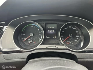 Volkswagen Passat Volkswagen Passat 1.4 TSI GTE Highline, Nieuwe hybride accu - afbeelding nr 3