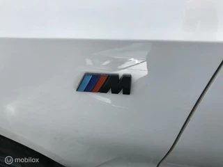 BMW 3 Serie BMW 3-serie Touring 330i Business Edition M-Pakket Electrische trekhaak 258PK dealer onderhouden - afbeelding nr 24