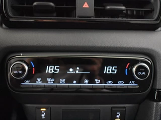 Toyota Yaris Toyota Yaris 1.5 Hybrid 130 Executive | Stuur en Stoelverwarming | PDC V+A | - afbeelding nr 28