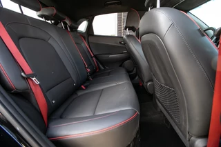 Hyundai Kona Hyundai Kona 1.6 GDI HEV Premium - All-in rijklrprs | Dealer ond. | HUD | Leer | Adpt. cruise - afbeelding nr 8
