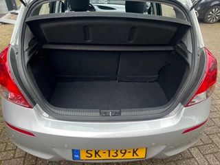 Hyundai i20 - afbeelding nr 12