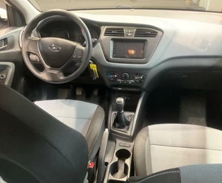 Hyundai i20 Hyundai i20 1.2 Go! Airco l Carplay l DAB l Bluetooth - afbeelding nr 9