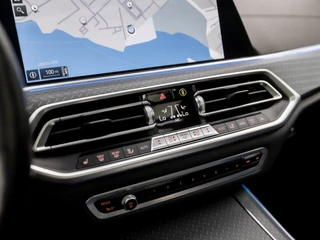 BMW X5 395Pk Automaat (SKYLOUNGE PANORAMADAK, ALCANTARA HEMELBEKLEDING, M PAKKET, LUCHTVERING, APPLE CARPLAY, COMFORT ZETELS, LASER LED, ADAPTIVE CRUISE, HARMAN/KARDON, STUUR/STOELVERWARMING, NIEUWS - afbeelding nr 10