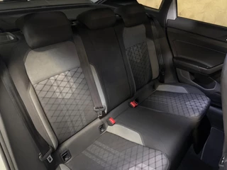 Volkswagen Taigo Volkswagen TAIGO 1.5 TSI R-Line | pano | ACC | CarPlay | Navi | Automaat | Virtual - afbeelding nr 14