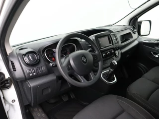 Renault Trafic Renault Trafic 2.0DCi 170PK Automaat Lang | Airco | Cruise | 3-Persoons | Trekhaak | Betimmering - afbeelding nr 3