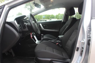 Kia cee'd Kia cee'd 1.6 GDI ComfortLine / Bluetooth  / Radio / Cruise Control / Airco - afbeelding nr 10