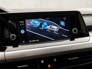 Volkswagen Golf (APPLE CARPLAY, GROOT NAVI, ADAPTIVE CRUISE, TREKHAAK ELEKTRISCH, KEYLESS START, SPORTSTOELEN, DAB+, LED KOPLAMPEN, NIEUWE APK, NIEUWSTAAT) - afbeelding nr 29