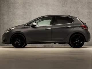 Peugeot 208 Peugeot 208 1.2 PureTech Sport (PANORAMADAK, APPLE CARPLAY, GROOT NAVI, CAMERA, CLIMATE, SPORTSTOELEN, GETINT GLAS, CRUISE, NIEUWSTAAT) - afbeelding nr 2