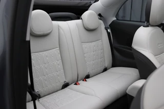 Fiat 500e Fiat 500e Cabrio La Prima 42kWh | ACC | Winterpack | JBL | Camera | CarPlay - afbeelding nr 28