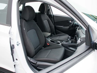 Hyundai Kona Hyundai Kona 1.6 GDI HEV Comfort Smart | Navigatie | Hybride! - afbeelding nr 19