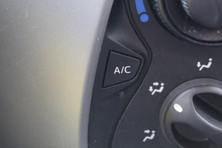 Peugeot 108 Airco , Bluetooht , LED dagrijverlichting , Elek.ramen voor Toerenteller - afbeelding nr 8