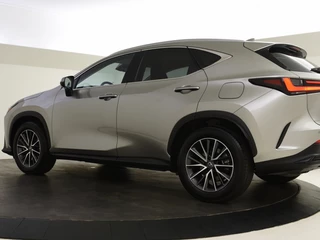Lexus NX Lexus NX 450h+ AWD Plug in Hybrid Luxury Line | Trekhaak | Stoel en Stuur - afbeelding nr 5