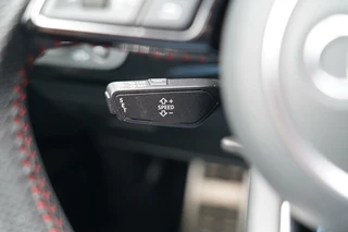 Audi A4 Audi A4 Limousine 1.4 TFSI Sport S line black edition - Dealer onderhouden - Ambiance Sfeerverlichting - Lederen interieur - Stoelverwarming - 3-zone climate control - Keyless start - - afbeelding nr 24