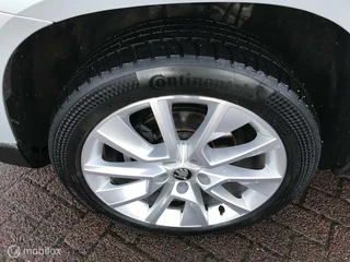 Škoda Karoq Skoda Karoq 1.0 TSI Ambition Business Trekhaak Panoramadak Mooie uitstraling Virtuele cockpit - afbeelding nr 25