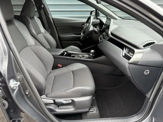 Toyota C-HR Toyota C-HR 1.8 Hybrid Style Navi Apple stoel/stuurverw.Camera - afbeelding nr 11