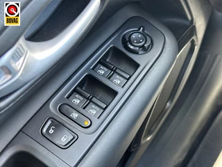 Jeep Renegade Jeep Renegade E-Hybrid S 1.5 130PK DCT | Leer | Camera | 19