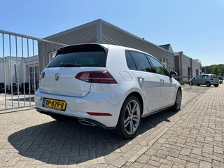 Volkswagen Golf Volkswagen Golf 1.5 TSI Highline Business R DSG 18'' Velgen LED PDC - afbeelding nr 4