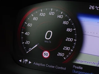 Volvo V60 Volvo V60 2.0 B4 179PK R-Design / 2021 / LED - afbeelding nr 42