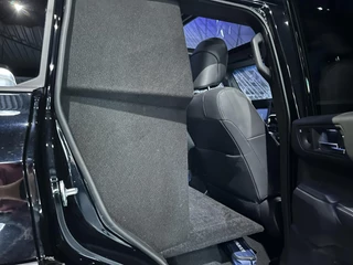 Toyota Land Cruiser Toyota Land Cruiser 2.8 D-4D Standard Roof Window Van Professional - afbeelding nr 24