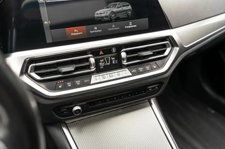 BMW 3 Serie BMW 3-serie Touring 330e xDrive M SPORT PANO LASER - afbeelding nr 36