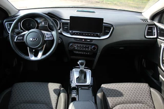 Kia Ceed Sportswagon Kia Ceed Sportswagon 1.6 GDI PHEV Vision // KIA Garantie 07-2028 - Perfect onderhouden - Schadevrij - Navigatie - CarPlay & Android Auto - Stoelverwarming - afbeelding nr 15