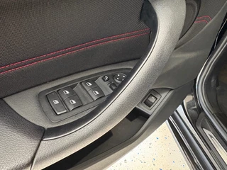BMW X1 BMW X1 18I HIGH EXEC. / Climatronic / Cruise / Afn.Trekh. / Navi / Camera - afbeelding nr 21