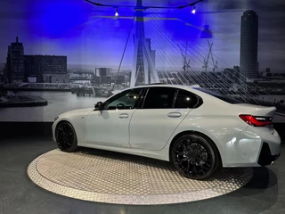 BMW 3 Serie BMW 3-serie 318i M Sport Edition *Schuifdak*Shadow Line*Camera*Laser* - afbeelding nr 9