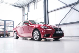 Lexus IS Lexus IS 300h Luxury Line | Dealer OH | Camera | Stoel + stuurwiel verwarming | Clima | LED | rijklaarprijs | - afbeelding nr 33